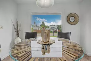 135 S Sheridan St, Mount Angel, OR 97362 - Photo 7