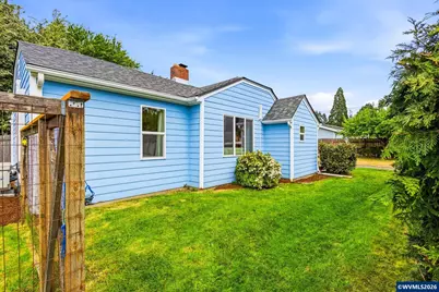 5215 SW Blueberry Dr, Corvallis, OR 97330 - Photo 3