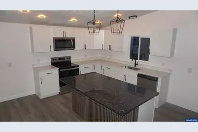2728 Shellyanne Wy NE #107, Salem, OR 97305 - Photo 15