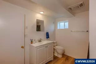 1039-1041 NE Grant St, Newport, OR 97365 - Photo 17