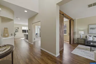 977 Reagan Av NW, Salem, OR 97304 - Photo 3