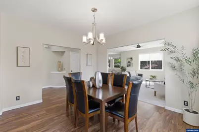 977 Reagan Av NW, Salem, OR 97304 - Photo 7