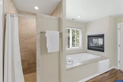977 Reagan Av NW, Salem, OR 97304 - Photo 25