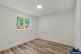 5465 Red Leaf Dr S, Salem, OR 97306 - Photo 13