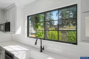 16058 Stormy Dr, Silverton, OR 97381 - Photo 11