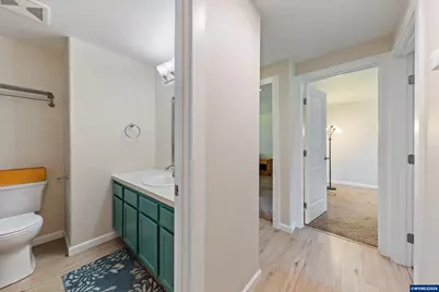 920 SW Myrtle Ct, McMinnville, OR 97128 - Photo 11