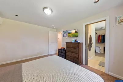 920 SW Myrtle Ct, McMinnville, OR 97128 - Photo 25