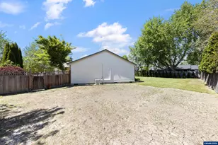 920 SW Myrtle Ct, McMinnville, OR 97128 - Photo 33