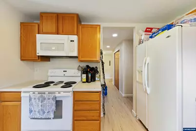 920 SW Myrtle Ct, McMinnville, OR 97128 - Photo 13
