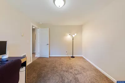 920 SW Myrtle Ct, McMinnville, OR 97128 - Photo 29