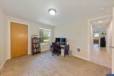 920 SW Myrtle Ct, McMinnville, OR 97128 - Photo 29