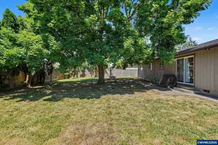 460 N 12th St, Independence, OR 97351 - Photo 33