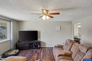 460 N 12th St, Independence, OR 97351 - Photo 5