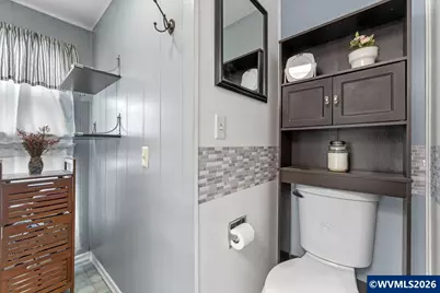 612 N Cascade Dr #13, Woodburn, OR 97071 - Photo 25
