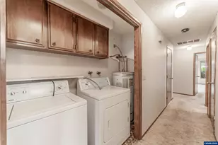 170 Friendship Ave SE, Salem, OR 97302 - Photo 23
