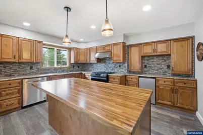 610 Washington St, Aumsville, OR 97325 - Photo 11