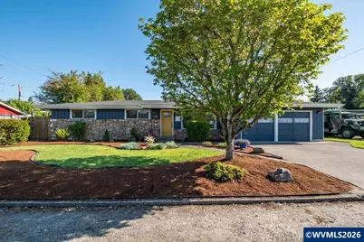 24 Cedar Dr, Lebanon, OR 97355 - Photo 3