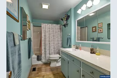 1215 Stanfield Rd, Woodburn, OR 97071 - Photo 15