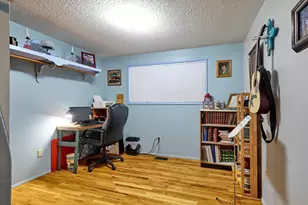 1215 Stanfield Rd, Woodburn, OR 97071 - Photo 13