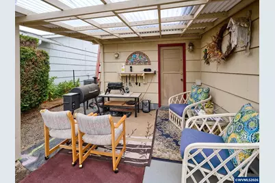 1215 Stanfield Rd, Woodburn, OR 97071 - Photo 19