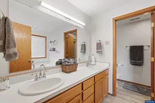 624 Fall Creek Dr N, Keizer, OR 97303 - Photo 35