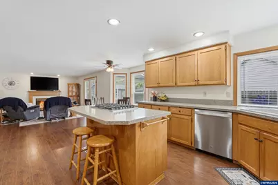 624 Fall Creek Dr N, Keizer, OR 97303 - Photo 15