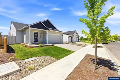 713 Tigerlily St, Silverton, OR 97381 - Photo 3