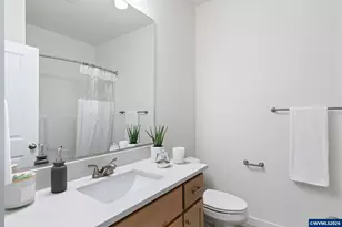 9344 Glory Ct NE, Salem, OR 97305 - Photo 17