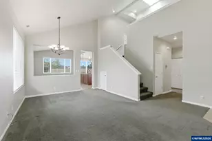 5475 Charles Way, Eugene, OR 97402 - Photo 9