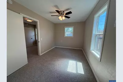 1765 Capitol St SE, Salem, OR 97302 - Photo 11