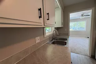 1765 Capitol St SE, Salem, OR 97302 - Photo 41