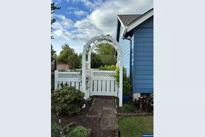 571 Hobson St, Stayton, OR 97383 - Photo 43