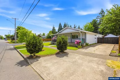 1291 SW Hayter St, Dallas, OR 97338 - Photo 3