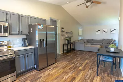 819 Monmouth Av S, Monmouth, OR 97361 - Photo 9