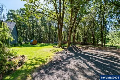 38009 Earl Ln, Corvallis, OR 97330 - Photo 45