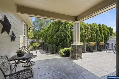 230 McLaughlin Dr, Woodburn, OR 97071 - Photo 33