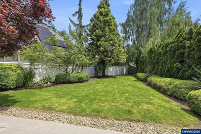 230 McLaughlin Dr, Woodburn, OR 97071 - Photo 39