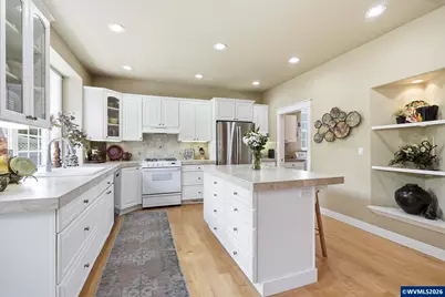 230 McLaughlin Dr, Woodburn, OR 97071 - Photo 15