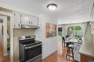 2146 Birchwood Ave, Eugene, OR 97401 - Photo 17