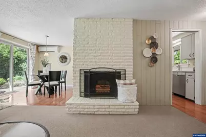 2146 Birchwood Av, Eugene, OR 97401 - Photo 7