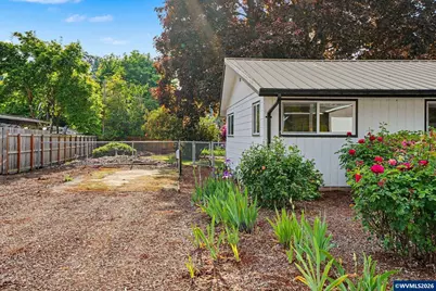 241 N Fern Av, Stayton, OR 97383 - Photo 3