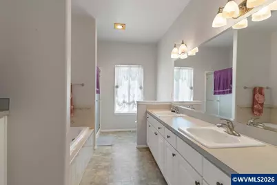 955 Pinehurst Ln NE, Keizer, OR 97303 - Photo 37