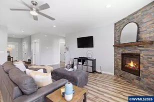 1459 Broadway Av N, Monmouth, OR 97361 - Photo 11