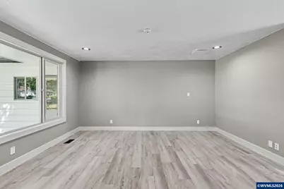 4268 Ward Dr NE, Salem, OR 97305 - Photo 7