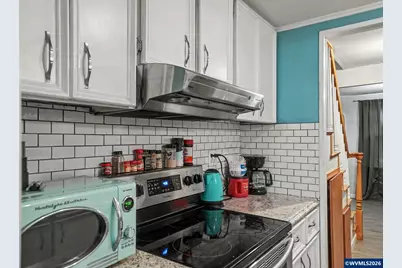 127 13th St, Lyons, OR 97358 - Photo 5