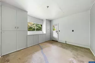 1044 Chestnut St NW, Salem, OR 97304 - Photo 29