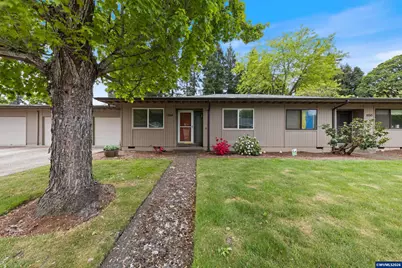 1044 Chestnut St NW, Salem, OR 97304 - Photo 1