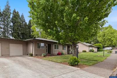 1044 Chestnut St NW, Salem, OR 97304 - Photo 1