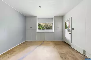 1044 Chestnut St NW, Salem, OR 97304 - Photo 27