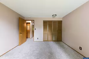 1044 Chestnut St NW, Salem, OR 97304 - Photo 15